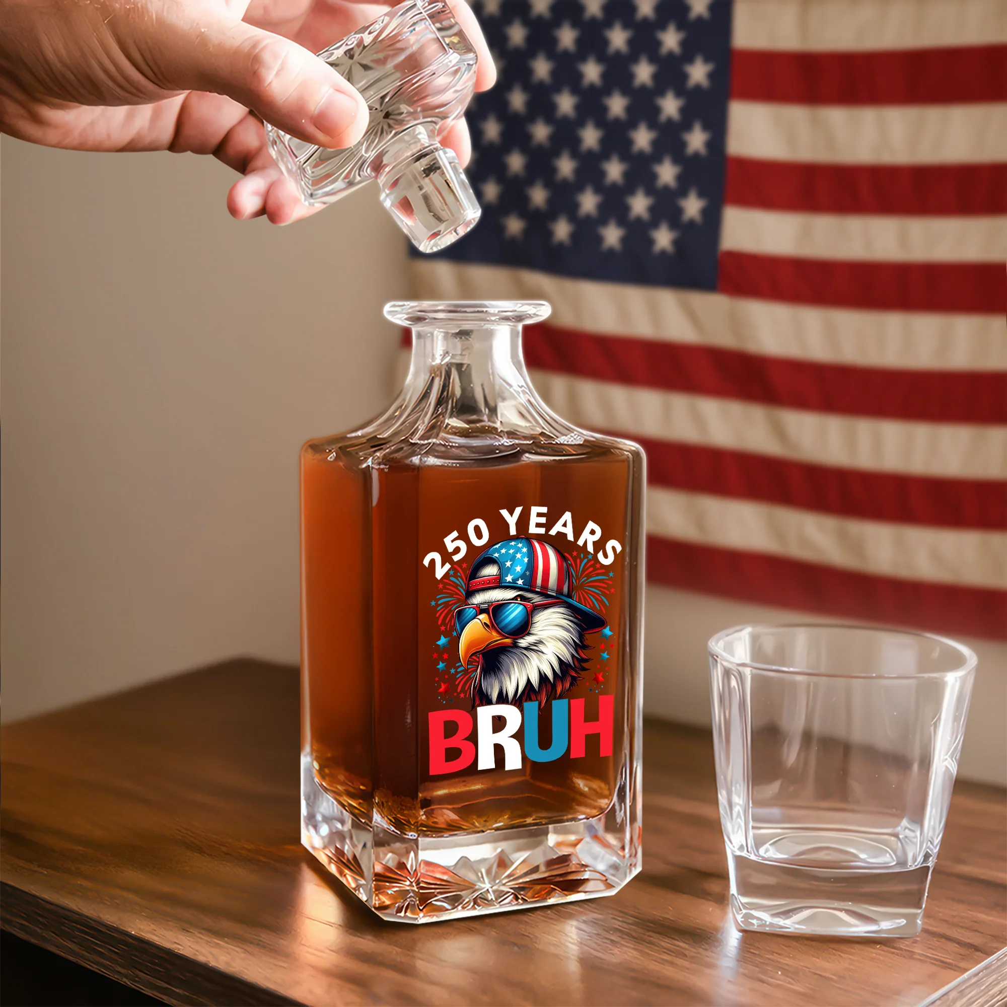 250 Years USA Bruh 250th Birthday 1776-2026 Eagle Flag Decanter HA75 897326 - Image 3
