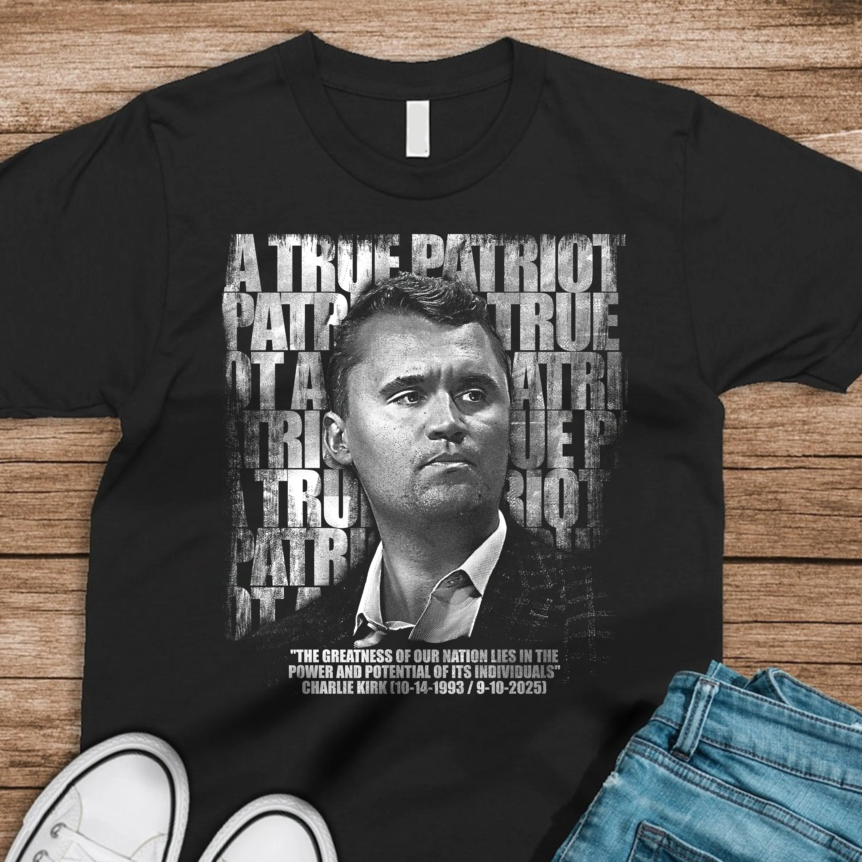 Charlie Kirk Memorial – A True Patriot Tribute Remembrance Dark Shirt LM32 65525 - Image 4