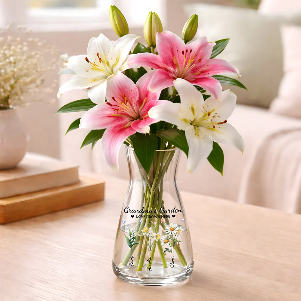 Custom Name Mom's Garden Love Grows Here Glass Vase - Personalized Mother’s Day Gift CH07 911234 - Image 3