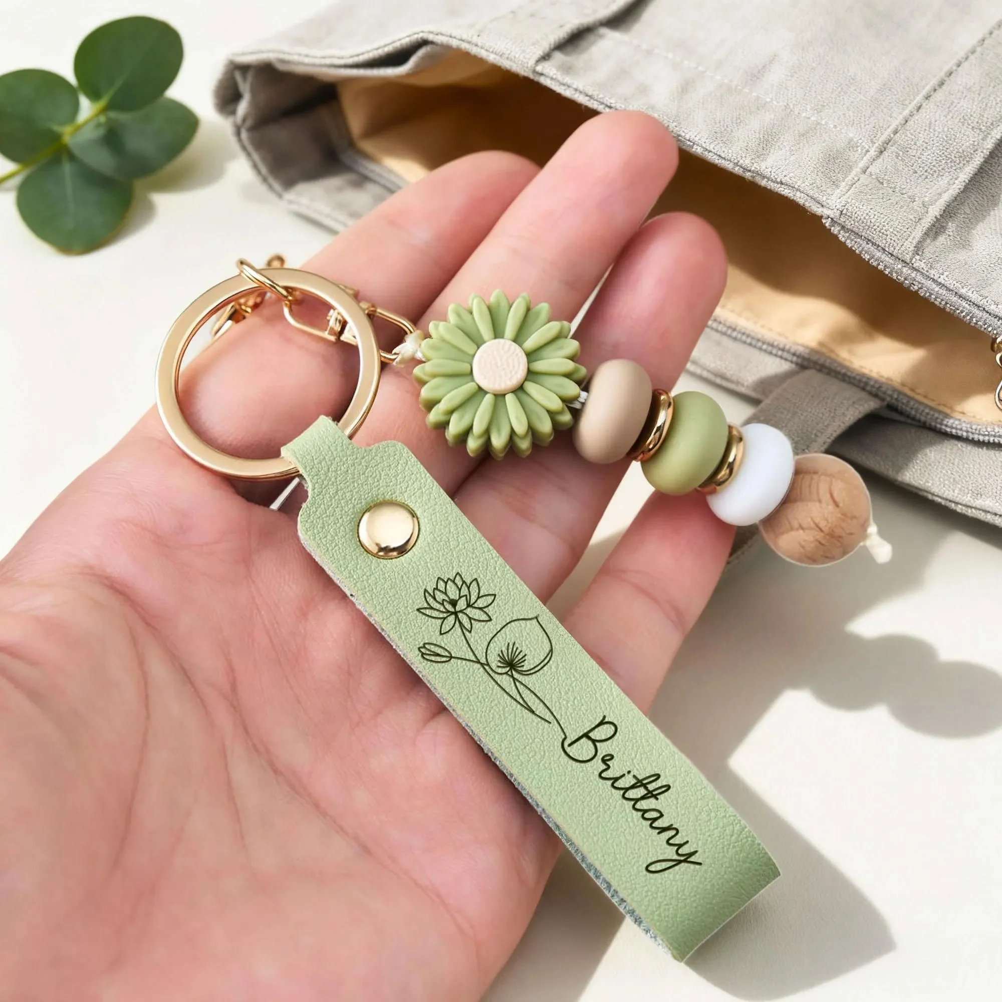 Personalized Name Daisy Beaded Keyring - Gift For Mom, Mother's Day, Girlfriend, Woman HO82 902092 - Image 5